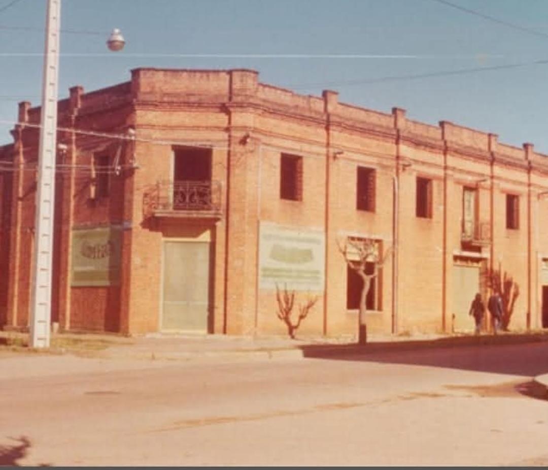 Fachada histórica da MOLKE, fundada em 1909